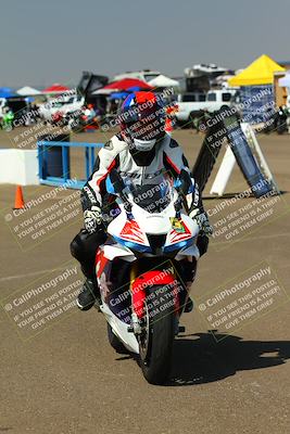 media/Sep-20-2025-TrackDaz (Sat) [[27f0cde673]]/Around the Pits/